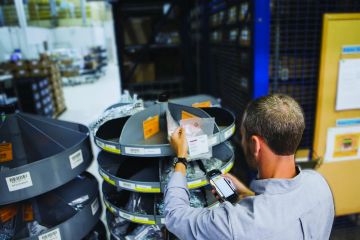 Spécialement pour le commerce de vis