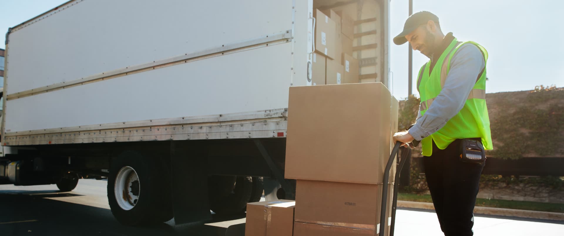 Livraison aux clients pour le commerce de gros de textiles